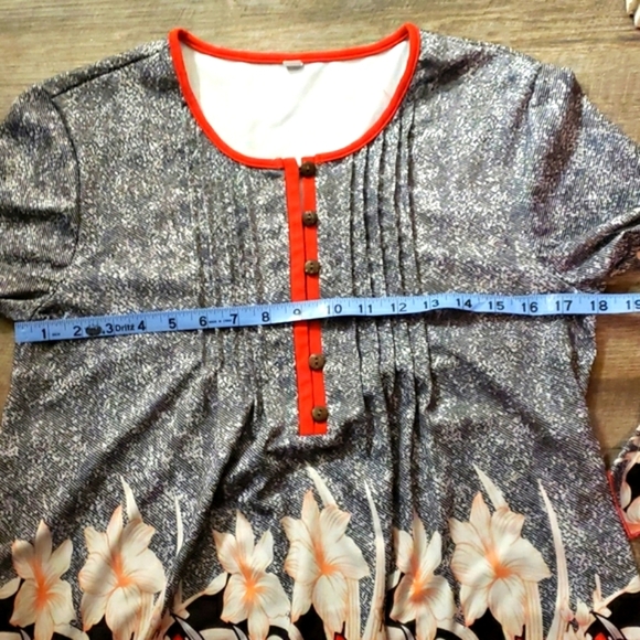 Boutique Women's tunic top size M - Picture 11 of 15